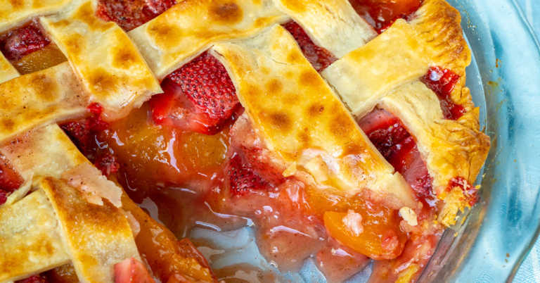Easy Strawberry Peach Pie
