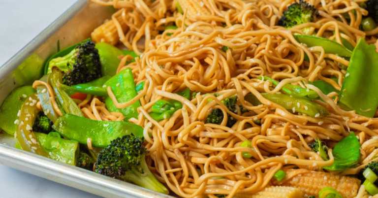 Sheet Pan Chow Mein