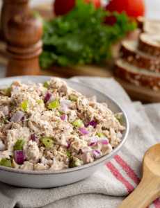 Greek-style Tuna Salad | 12 Tomatoes