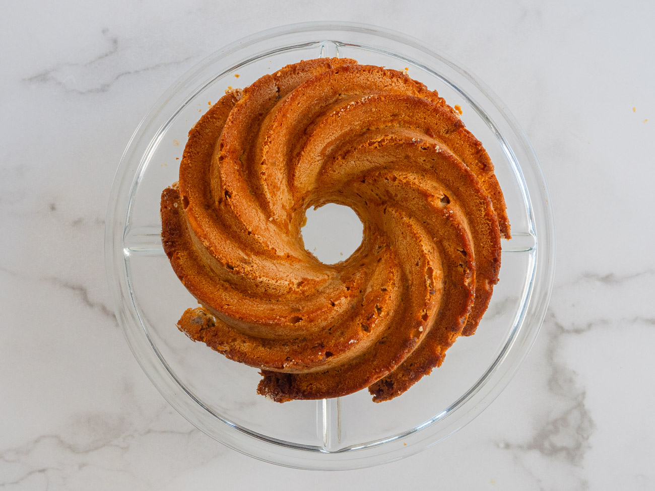 Bourbon Brown Sugar Cake • Freutcake