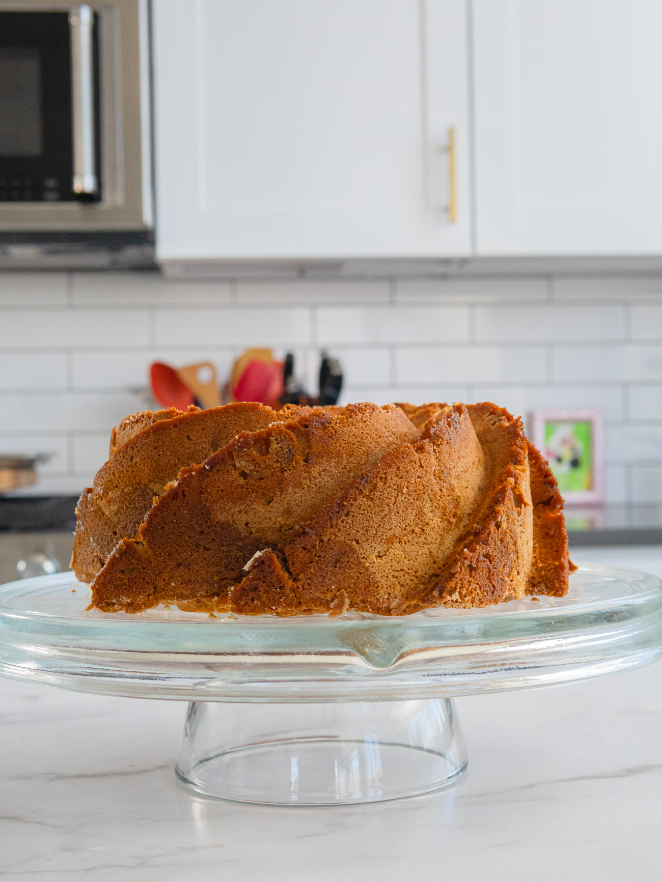 Bourbon Brown Sugar Cake • Freutcake