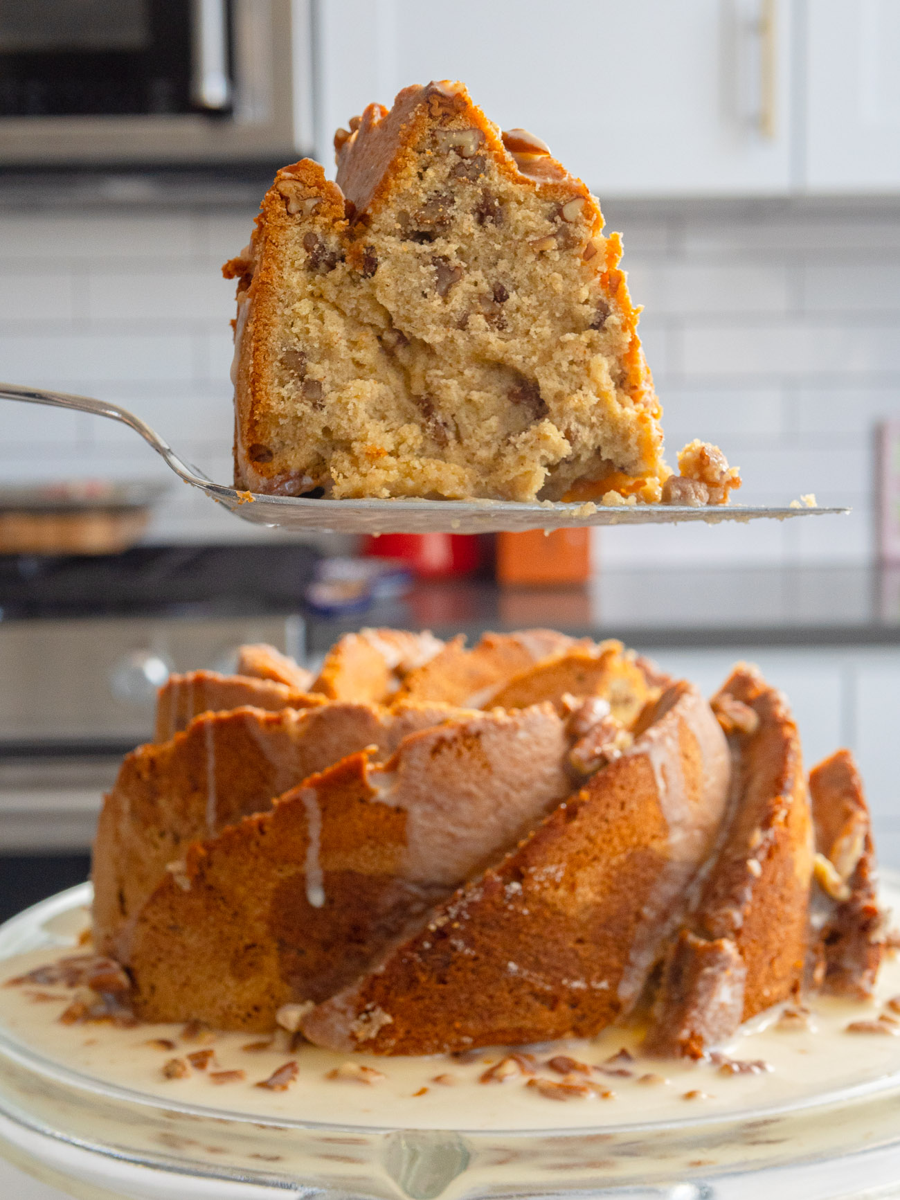 Bourbon Brown Sugar Cake • Freutcake