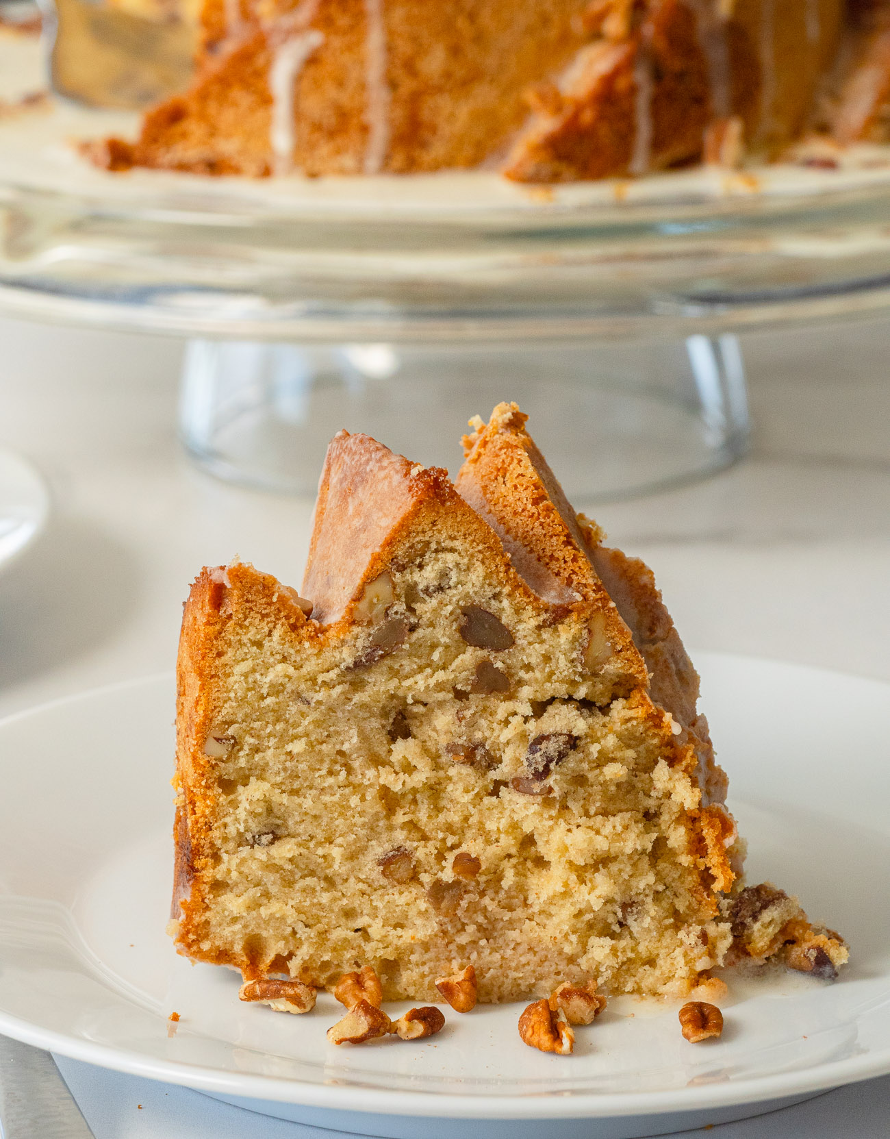 https://cdn.greatlifepublishing.net/wp-content/uploads/sites/2/2021/05/11082918/Southern-Bourbon-Cake-Vertical-15-of-16.jpg