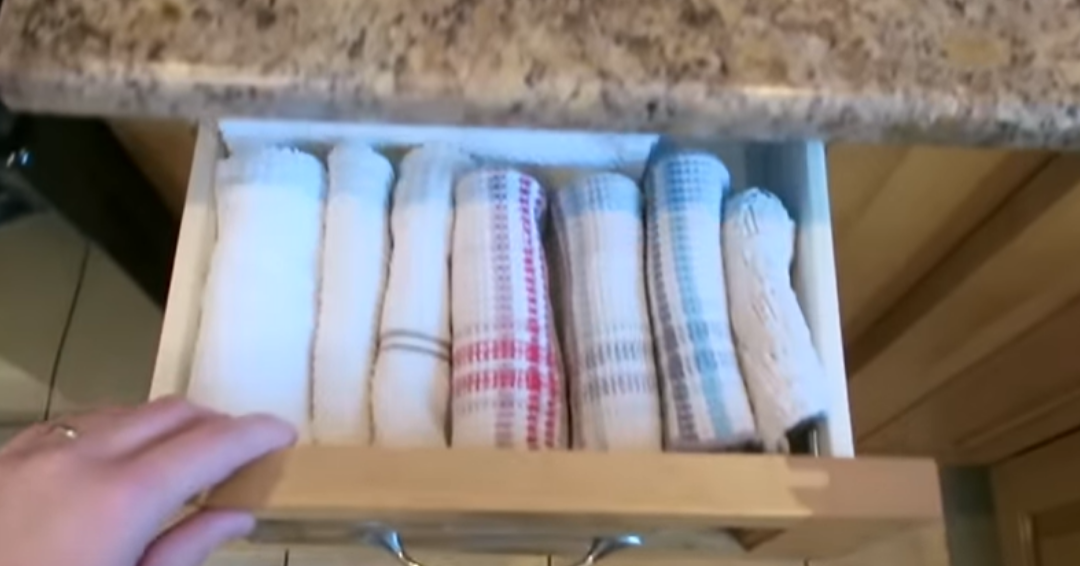 Marie Kondo's Method for Folding and Storing Kitchen Towels