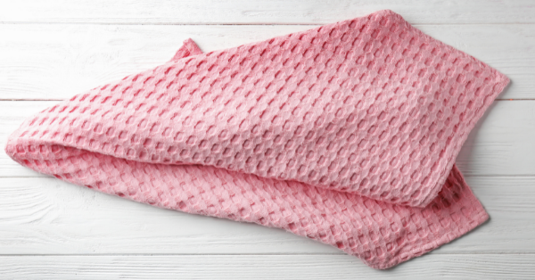 People Swear By Marie Kondo’s Kitchen Towel Storage Method