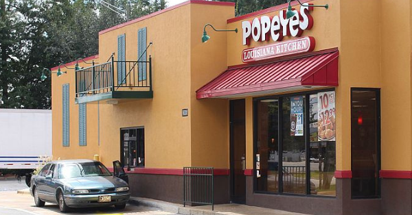 Why Popeyes Restaurants Have A Balcony Over The Drive-Through