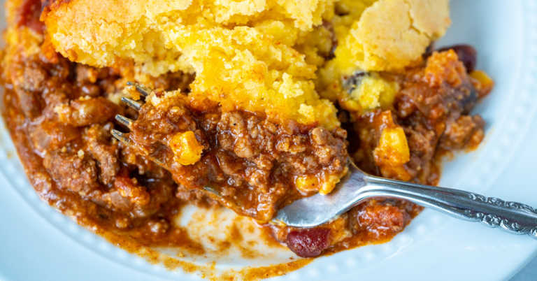 Reese Witherspoon’s Cornbread Chili Pie