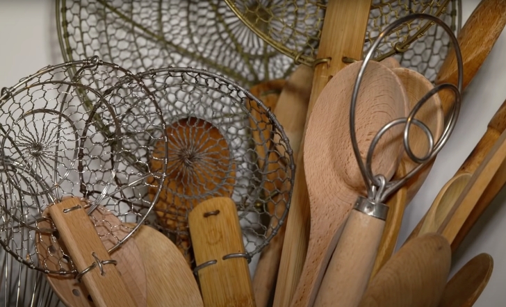 Martha Stewart utensils in pots