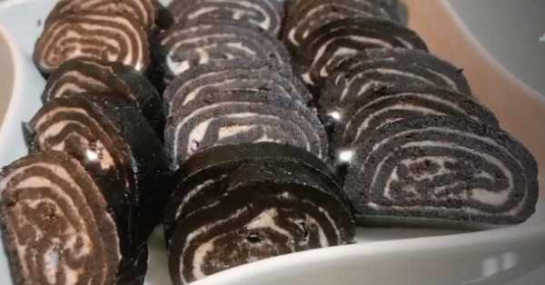 How To Make TikTok’s Famous Oreo Sushi Rolls