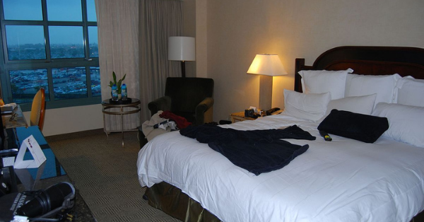 How To Check A Hotel Room To Make Sure It’s Safe