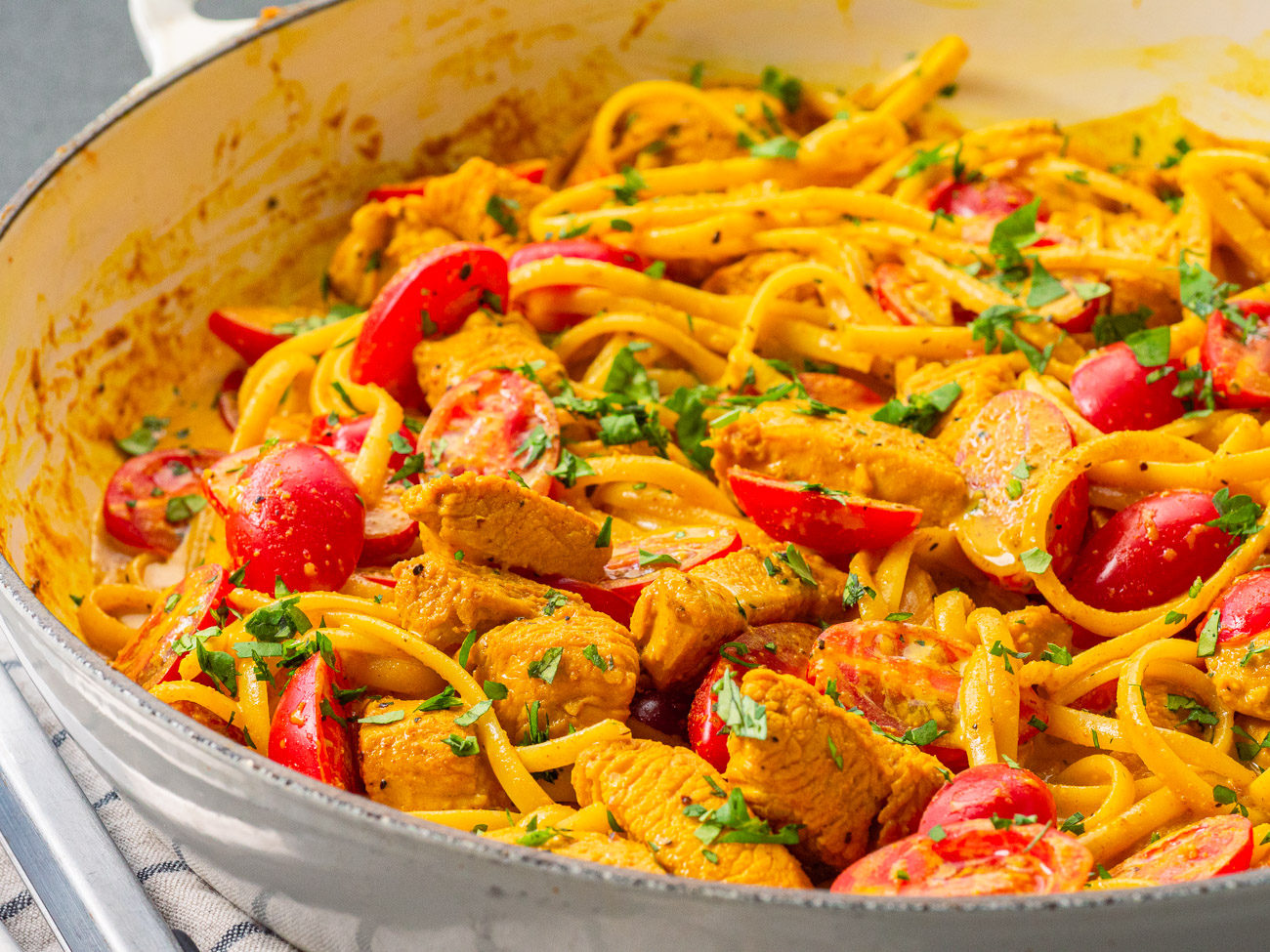 Chicken Curry Spaghetti | 12 Tomatoes