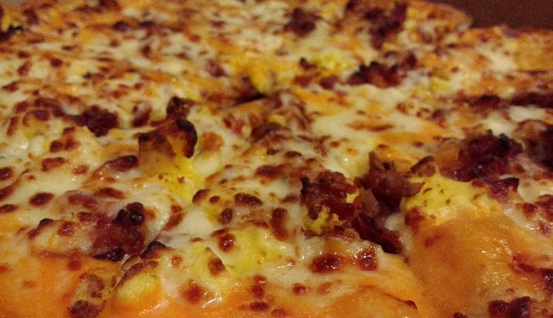 Casey's Breakfast Pizza