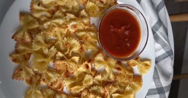 Pasta Chips Are The Latest TikTok Food Trend And They Sound Amazing