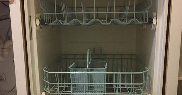 People Can’t Believe They Didn’t Know About TikTok’s Dishwasher Hack