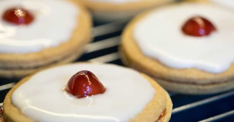 Empire Cookies