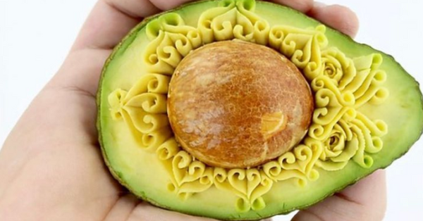 Chef Creates Artistic Food Carvings And The Internet Can’t Get Enough Of It
