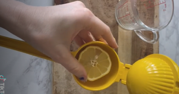 Controversial Lemon-Squeezing Hack Takes The Internet By Storm