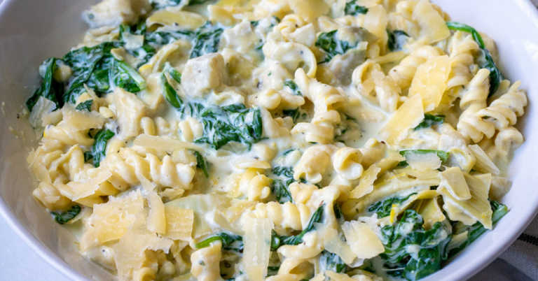 One Pan Spinach Artichoke Baked Pasta