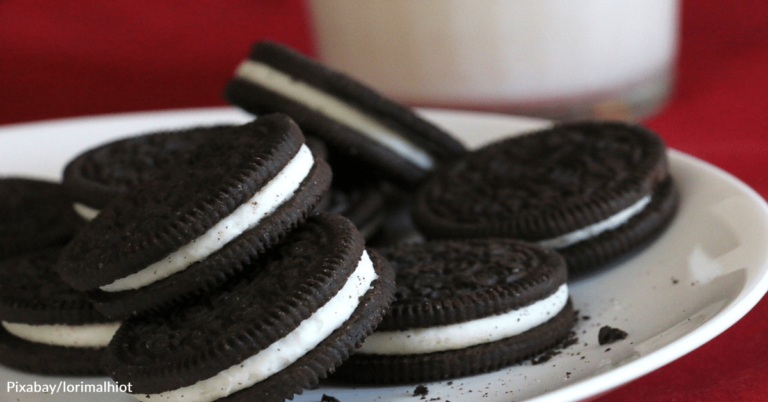 Oreos With Salsa Is The Latest Food Trend To Take Over Social Media