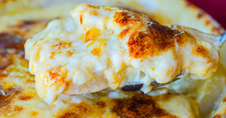 Copycat Ruth’s Chris Potatoes au Gratin