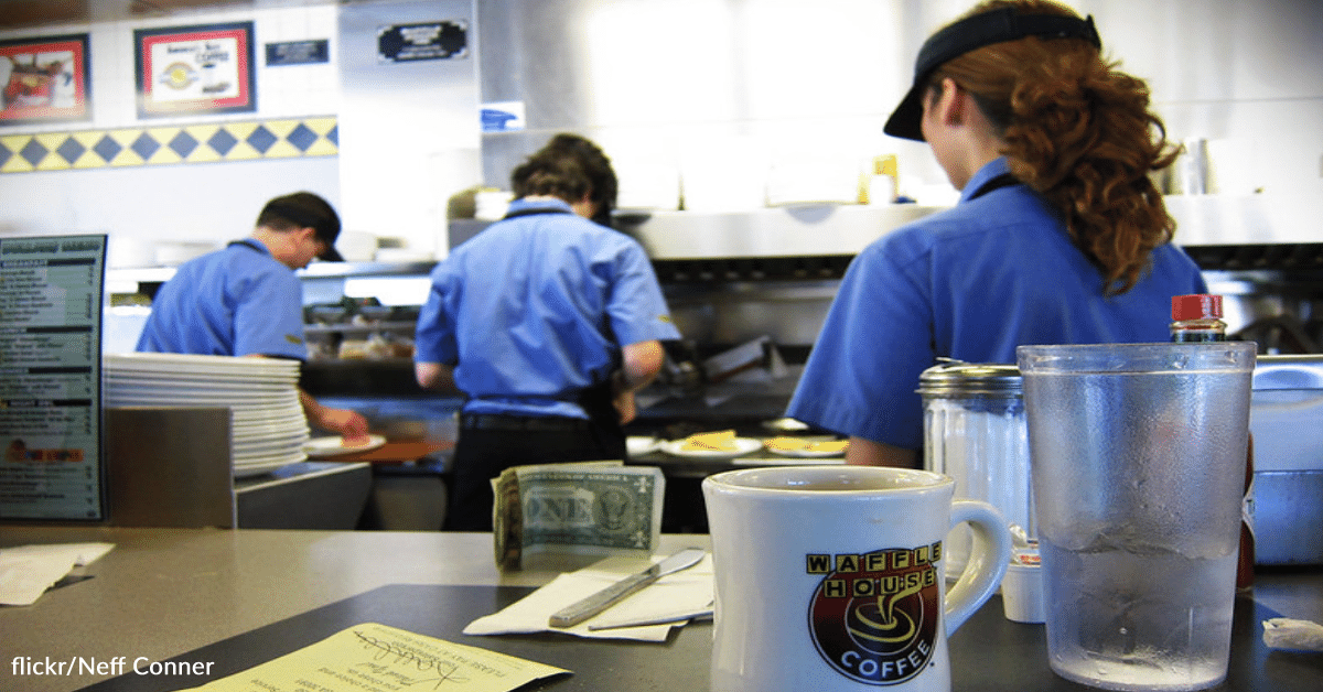 Waitress Receives A 1000 Tip While Working A Double Shift At The