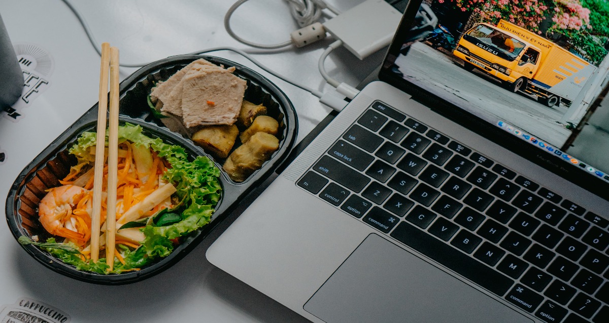 Recharging Lunch Tips for Your Return to Office | 12 Tomatoes