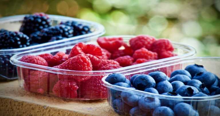 How to Keep Berries Fresher and Mold Free