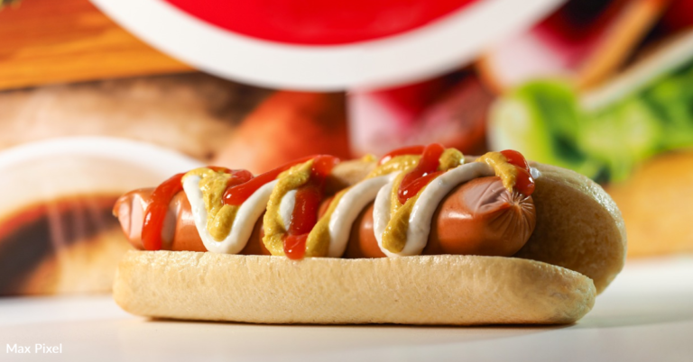 Apparently, This Is How We Should All Be Eating A Hot Dog