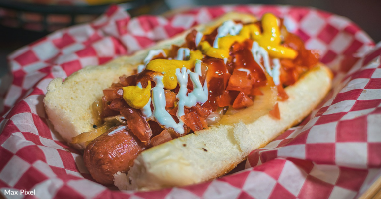 Research Claims Eating A Hot Dog Reduces Your Lifespan 36 Minutes