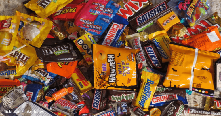 Map Shows The Most Popular Halloween Candy By State
