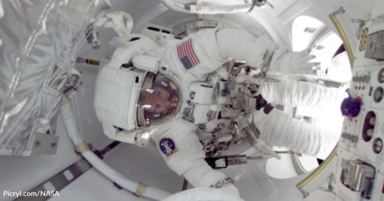 Astronauts Throw A Floating Pizza Party While Orbiting Earth