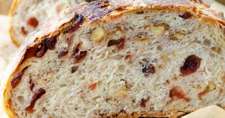No-Knead Cranberry Walnut Bread