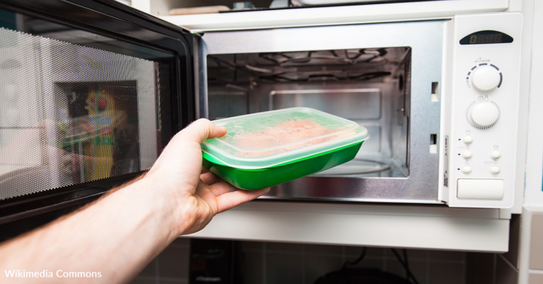 This Viral Hack Shows That We’re Probably Using Our Microwaves Wrong