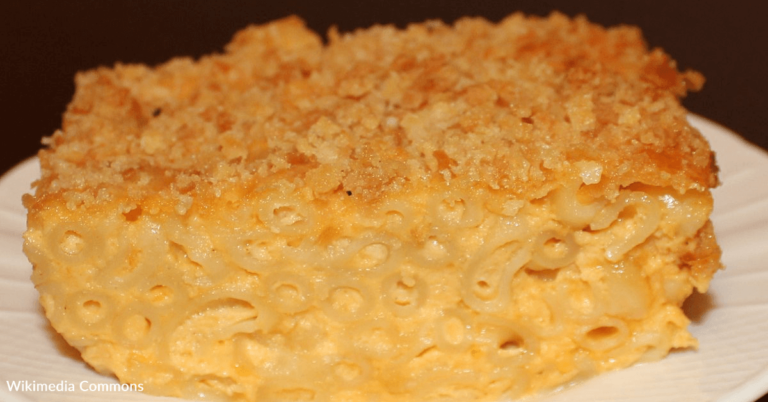 Las Vegas Cafe Is Serving Up A Mac ‘N Cheese Patty Burger
