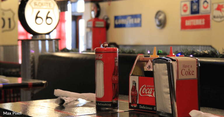Anonymous Customer Pays For Everyone’s Meal At Country Diner