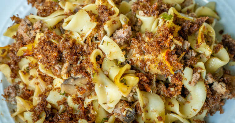 Rachael Ray’s Stroganoff Casserole