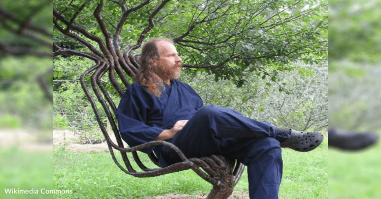 Couple Train Trees To Grow Into Unique Structures