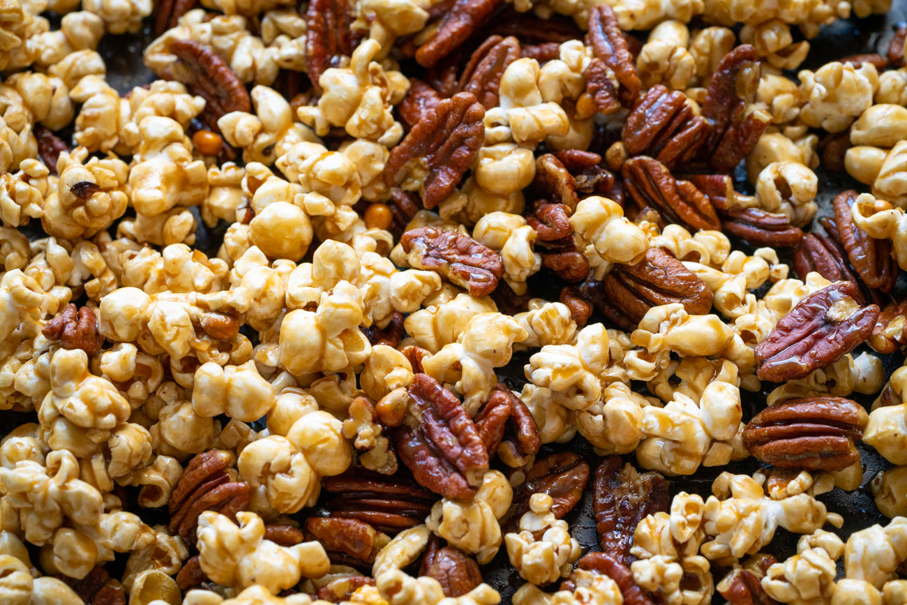 Praline Popcorn - Plain Chicken