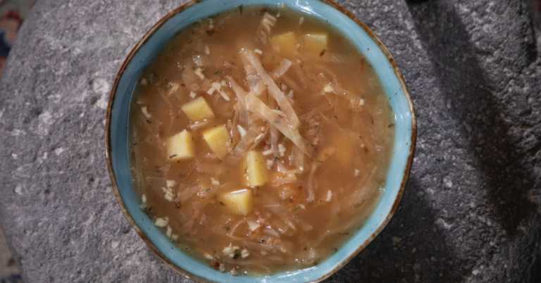 Pickled Cabbage Soup (Odzi Ttu)