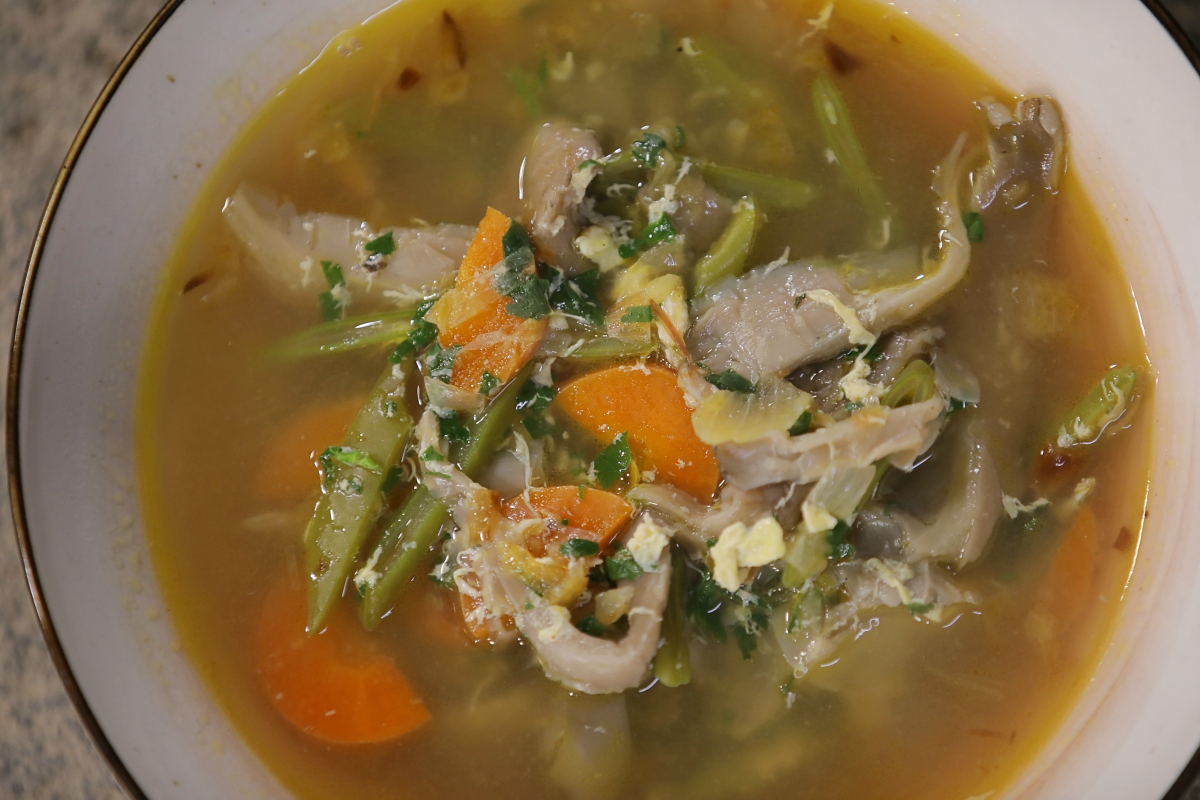 Mushroom Soup with Green Beans