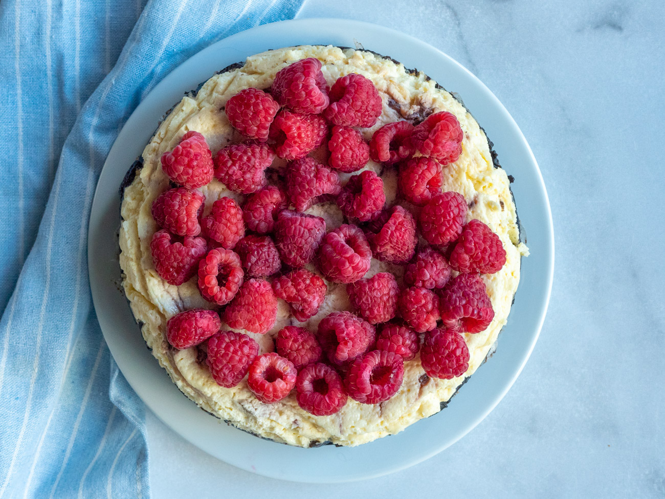 Slow Cooker Chocolate Raspberry Cheesecake