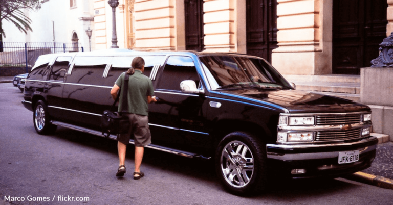 Man Drives Stranded Kids To School In Limo During Bus Shortage