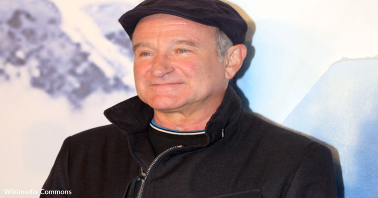Robin Williams Impersonator Delivers An Uncanny Impression Of Late Actor
