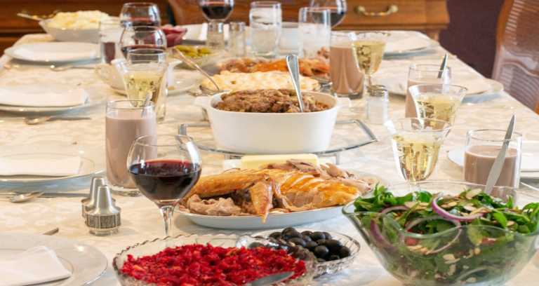 Why You Should Be Planning Thanksgiving Dinner NOW