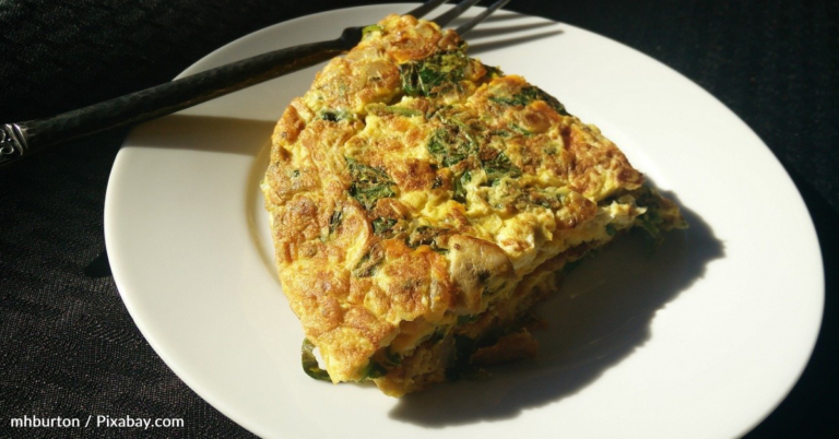 Michelin-Starred Chef Shows How To Make A Perfect 3-Minute Microwave Omelette