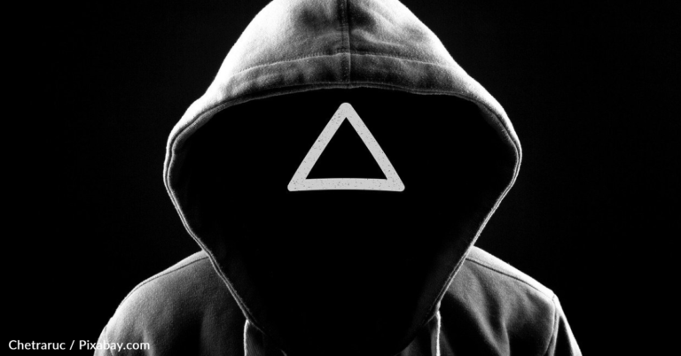 Realistic “Squid Game” Halloween Light Show