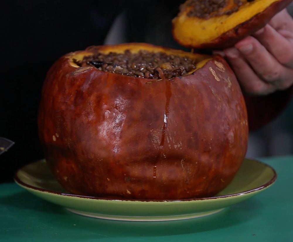 Amitch of Vardenis (Lentil-Stuffed Pumpkin)