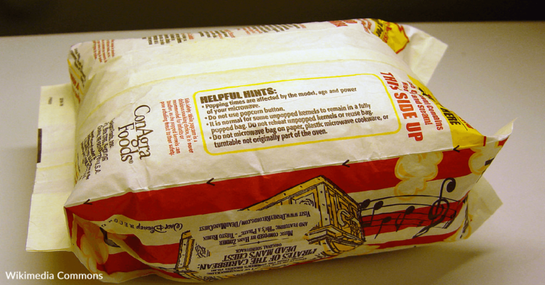 Man Shares Easy Way To Remove The Hard Kernels In Popcorn