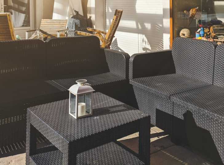 8 Magic Uses for Windex 12 Tomatoes