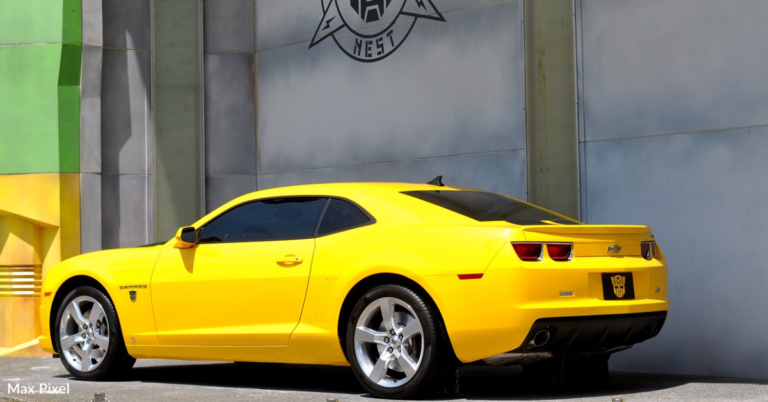 How To Make A DIY Bumblebee Costume From “Transformers”